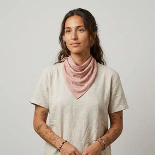 Dreieckstuch klein #6 Rosé & Apricot mit organischem Linienprint aus 100% Lenzing Ecovero – Wendbar – Made in Germany – Emmilotta