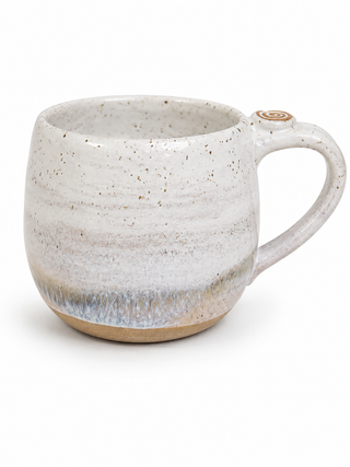 Handgefertigte Keramiktasse – Creme – Steinzeug Unikat | Odd Old Bird Pottery