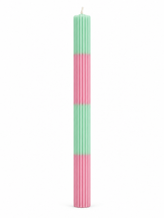 Geriffelte Stabkerze Mint-Rosa aus Rapswachs – Handgegossen