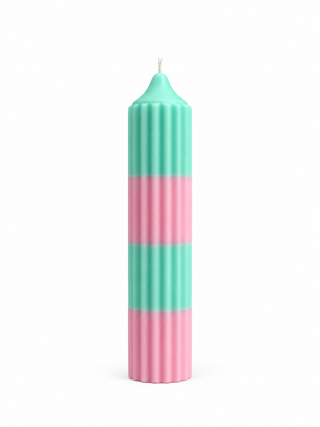 Geriffelte Stumpenkerze Mint-Rosa aus Rapswachs – Handgegossen