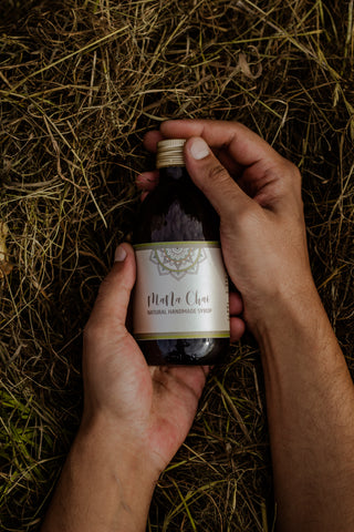 Mana Chai – Handgemachter Chai Gewürz Sirup (300 ml)
