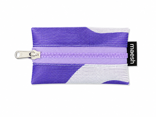 Doggi Bag Lila/Weiß #C – Mini-Beutel mit Karabiner aus Upcycling-Material, Unikat